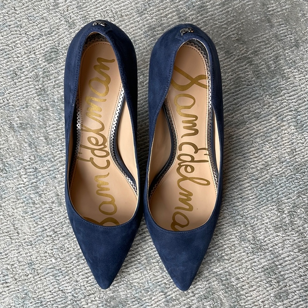 EUC Sueded Heels